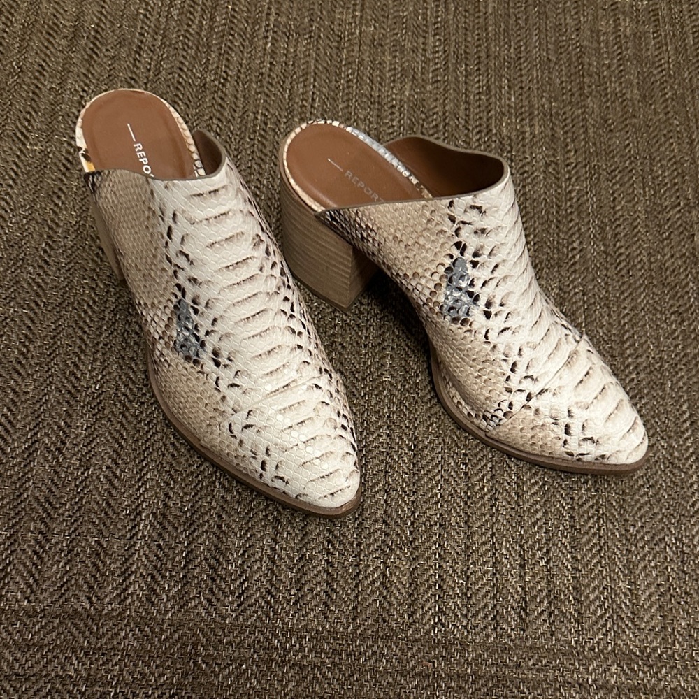 Report Beige Snakeskin Mules